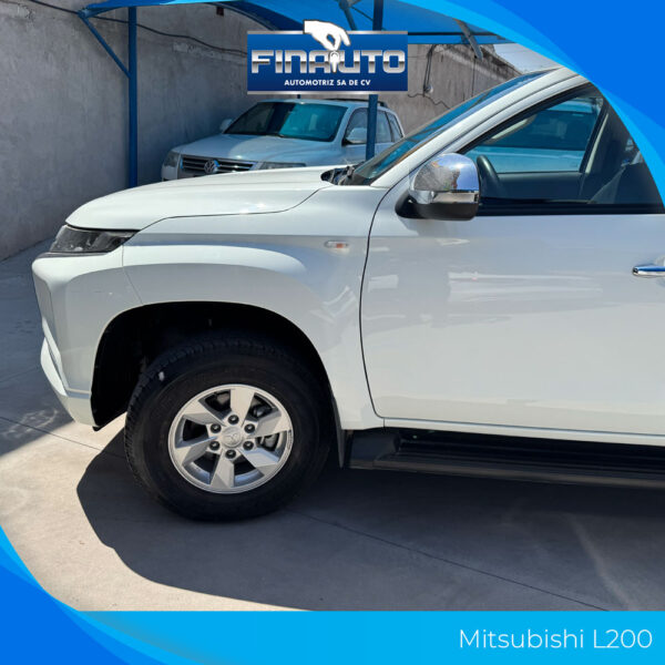 Mitsubishi L200 - Imagen 8