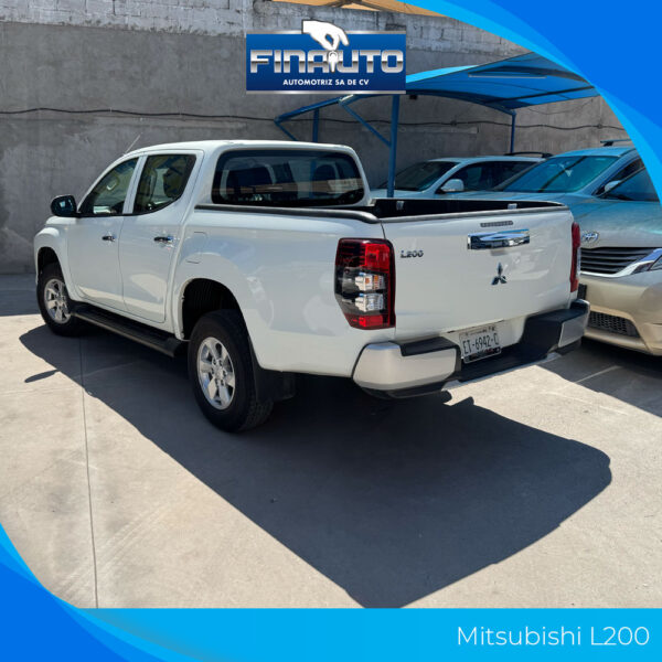 Mitsubishi L200 - Imagen 6