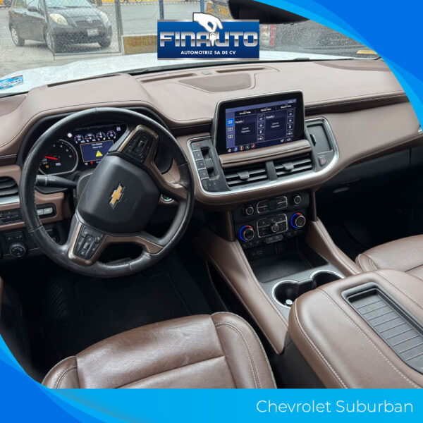 Chevrolet Suburban - Imagen 5